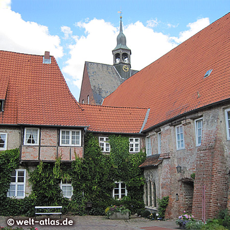 Fotos und Bilder aus L neburg D...