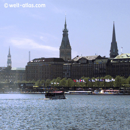 Aussenalster, Blick auf Rathaus,St. Nikolai, Katharinenkirche, Hamburg