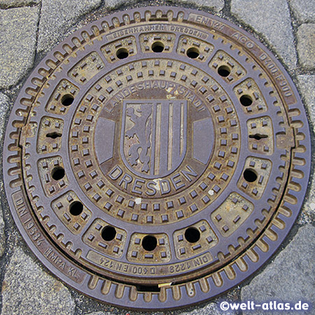 Manhole cover in Dresden with Coat of Arms, Saxony