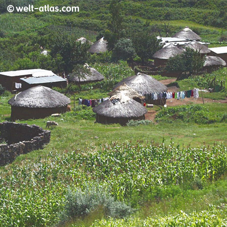 Königreich Lesotho, Hütten der Sotho