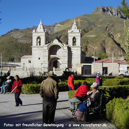 church of Chivay in the Colca Valley, Peru. Foto:© www.reisepfarrer.de