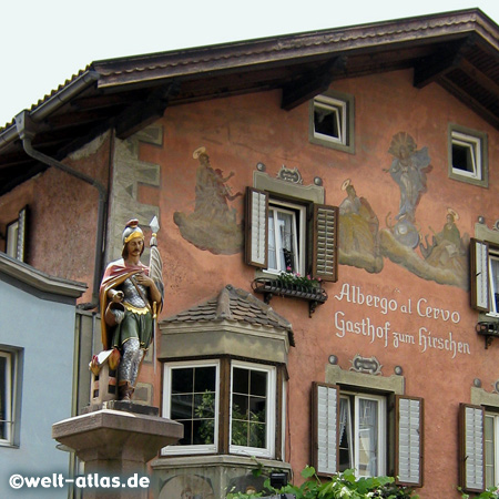 Tinneplatz in Klausen with Saint Florian-Fountain, Chiusa