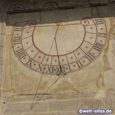 Sonnenuhr an der Martinskirche in Forchheim