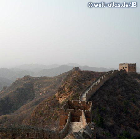 Die Chinesische Mauer, restaurierter Abschnitt bei Jinshanling 