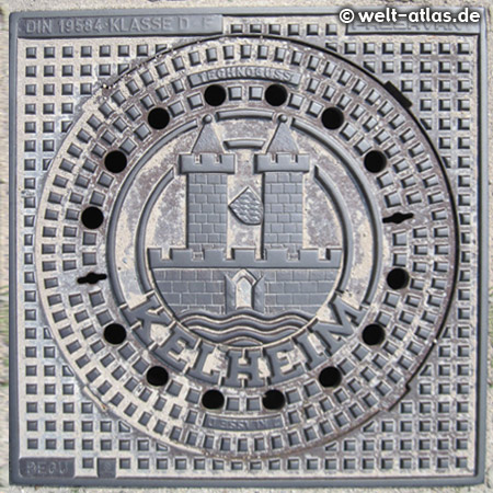 Manhole cover with the Coats of arms of the City of Kelheim in Lower Bavaria