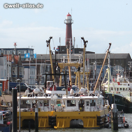 Ijmuiden, Hafen und Leuchtturm