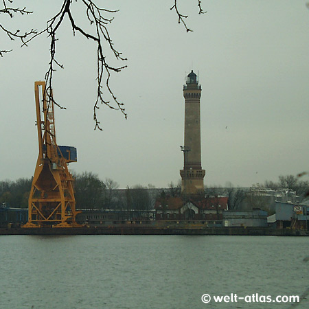Leuchtturm am Hafen in SwinemündePosition: 53°55'N 14°17'E, Polen