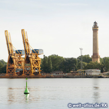 Leuchtturm Swinousjscie, PolenIn Betrieb seit 1859, Höhe 68 Meter