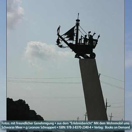 Anapa, Ortseingang, RusslandFoto: mit freundlicher Genehmigung  “Erlebnisbericht” Mit dem Wohnmobil Schwarzes Meer © Leonore Schnappert • ISBN: 978-3-8370-2340-4 • Verlag:  Books on Demand