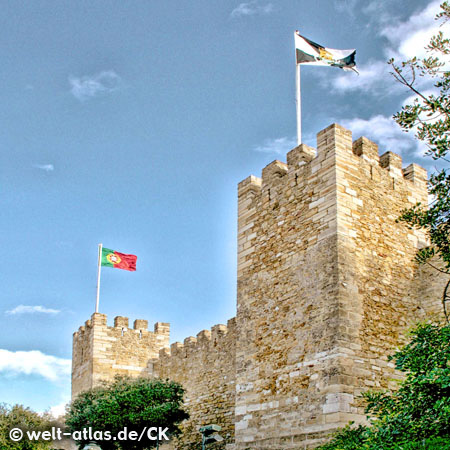 Burgmauer Castelo Sao Jorge, Lissabon, PortugalMaurische Burg aus dem 11ten Jahrhundert und ab dem 12ten Jahrhundert Königsburg