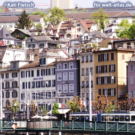 Am Limmatquai in Zürich