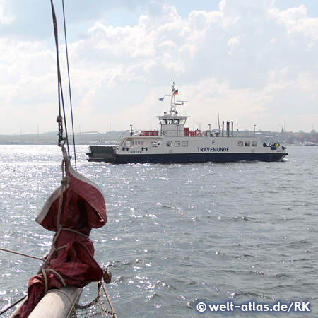 Priwallfähre Stadtteil Travemünde Hansestadt Lübeck Halbinsel Priwall Trave Ostsee Schleswig-Holstein Deutschland