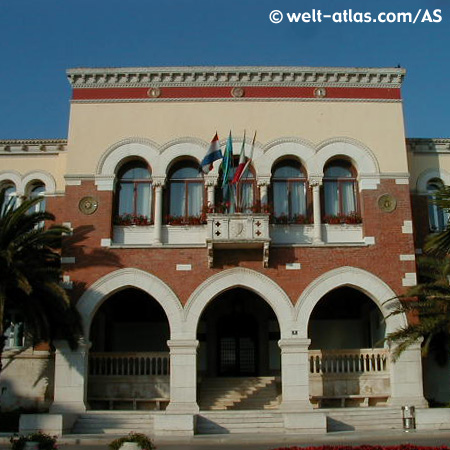 Rathaus von Porec in Istrien