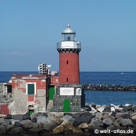 Leuchtturm Porto d'Ischia (Molo Bagno), Position: 40º 44' 52.3" N   13º 56' 32.3" E