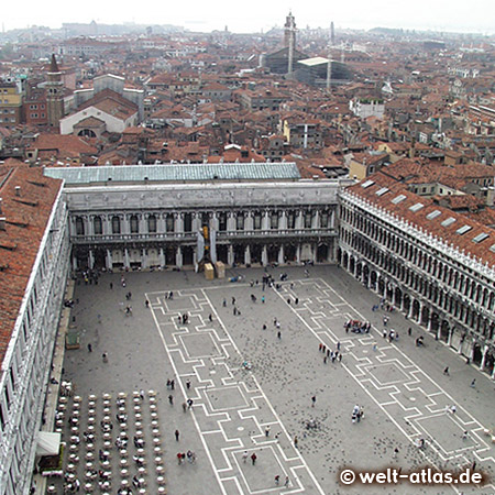 Blick vom Campanile San Marco auf den Markusplatz