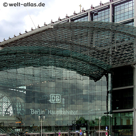 Berlin, Hauptbahnhofgrößter Kreuzungsbahnhof Europas