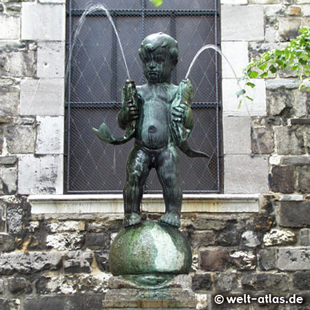 Die Brunnenfigur Fischpüddelchen am Aachener Dom