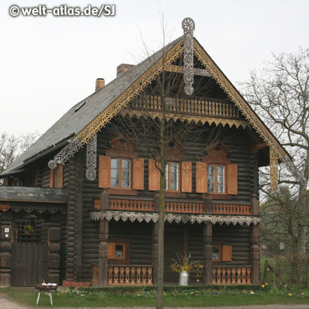 Typisches Haus in der Russischen Kolonie Alexandrowka in Potsdam, erbaut 1826-27, UNESCO-Welterbe