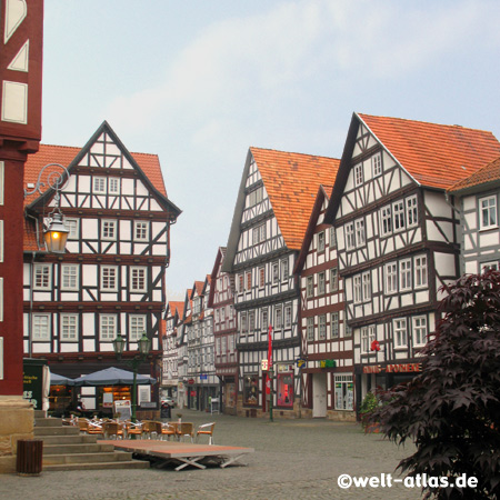 Fachwerkhäuser in Melsungen am Rathaus, Hessen, Deutschland