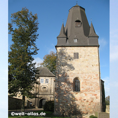 Burg Bentheim, Wahrzeichen der Stadt Bad Bentheim, Burgtor und Turm der Katharinenkirche