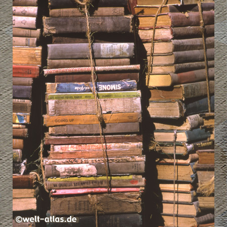 book shop in the Pláka (Old Town) of Athens 