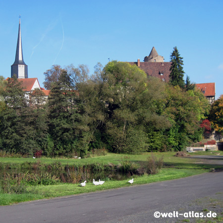 Turm der Stadtkirche und Hinterturm in Schlitz, der romatischen Burgen- und Fachwerkstadt 