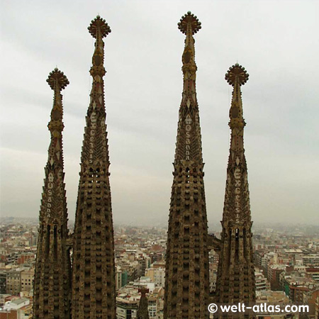 Türme der Basilika Sagrada Familia, Barcelona,Antonio Gaudi