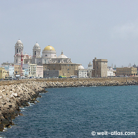 Die Kathedrale von Cadiz in Andalusien