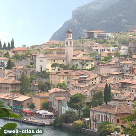 Blick auf Limone sul Garda, Gardasee