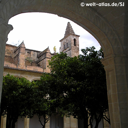 Kreuzgang des Kloster St. Vincent