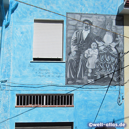 Zia Peppedda e Zio Cola Tomainu (aunt Peppedda and uncle Cola Tomainu) - one of the murals in Orgosolo