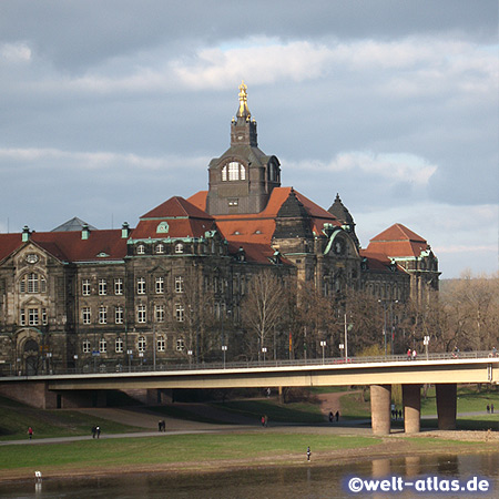 Staatskanzlei, Sächsisches Staatsministerium für Umwelt und Landwirtschaft von der Brühlsche Terrasse aus gesehen