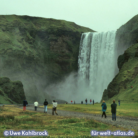 Skógafoss, Wasserfall in Südisland, Foto: Uwe Kahlbrock