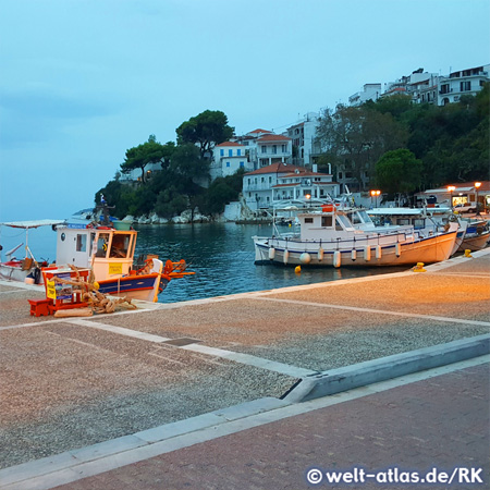 Alter Hafen, Insel Skiathos, Griechenland