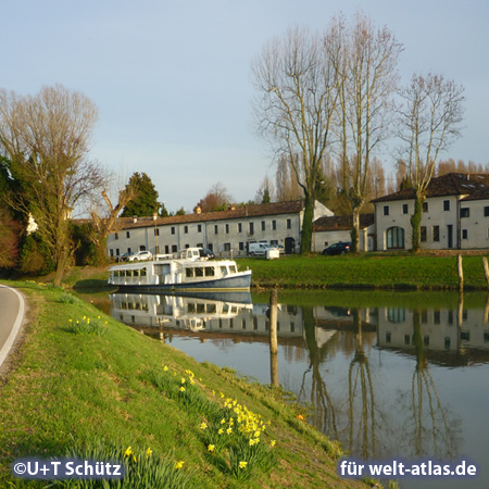 Bootstour auf dem Brentakanal