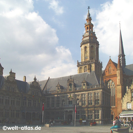 Market suare and Veurne city hall, Flanders