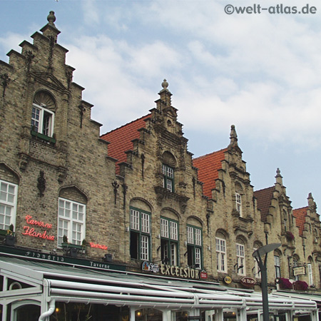 market square in Veurne