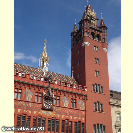 Turm des Basler Rathauses, Wandmalerei und Uhr