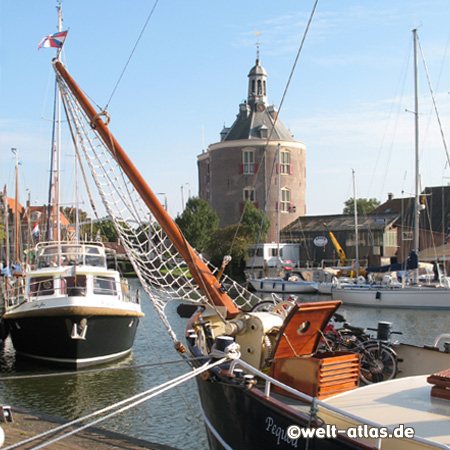Enkhuizen harbour with the Dromedaris Tower