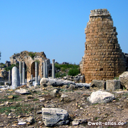 Ruinen von Perge, antike pamphylische Stadt in der Nähe von Antalya