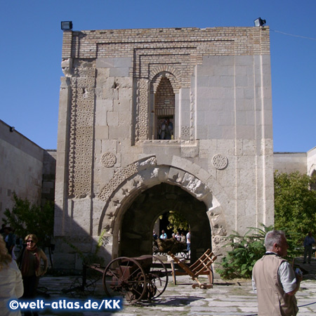 Caravanserai Sultanhani, in the neighbourhood of Aksaray 