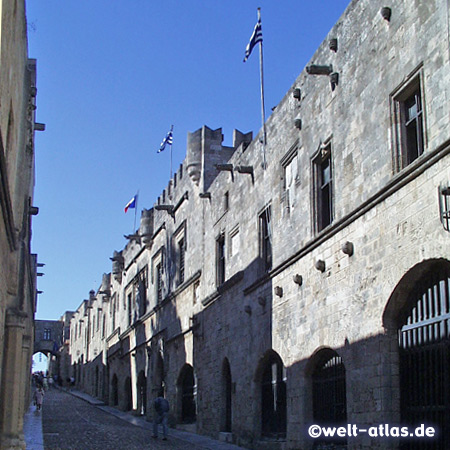 Die Straße der Ritter in der mittelalterlichen Altstadt von Rhodos