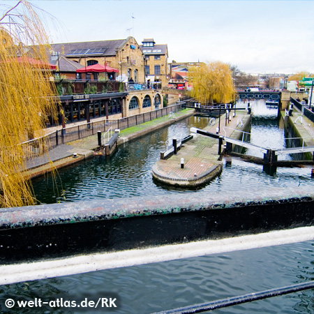 Regent's Kanal, Camden Town, London, EnglandDoppelschleusen