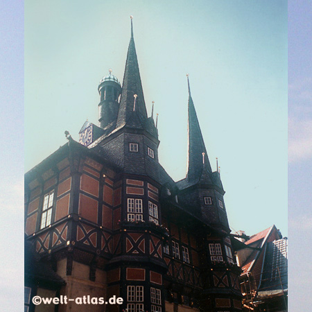 historisches Rathaus von Wernigerode,Fachwerkbau aus dem 15. Jahrhundert