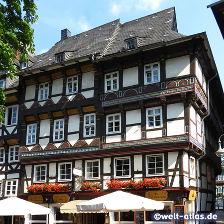Historisches Wirtshaus "Die Butterhanne", schönes Fachwerkhaus am Marktplatz in Goslar