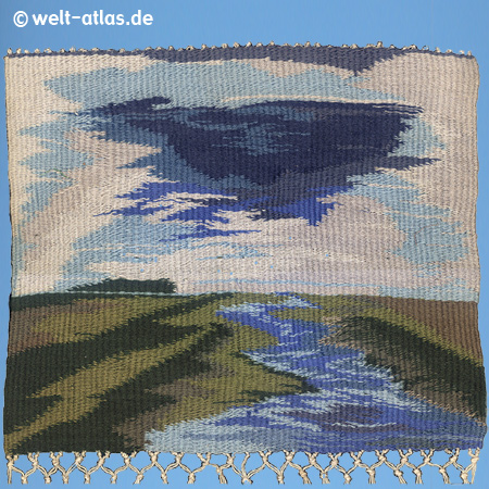 Webteppich, Motiv friesische Landschaft, Deichvorland mit Priel unter Wolken