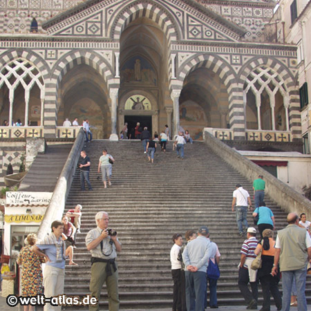 Amalfi, Dom, Amalfitana