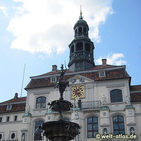 Luna Fountain at the market square in front of the town hall of Lüneburg 