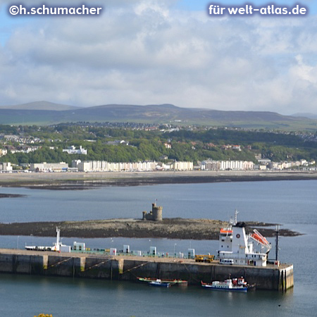 Conister Rock mit dem "Tower of Refuge", Douglas Bay, Isle of Man