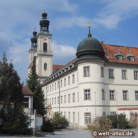 Kloster Pielenhofen an der Naab in Bayern, Wallfahrtsort und Schule der Regensburger Domspatzen